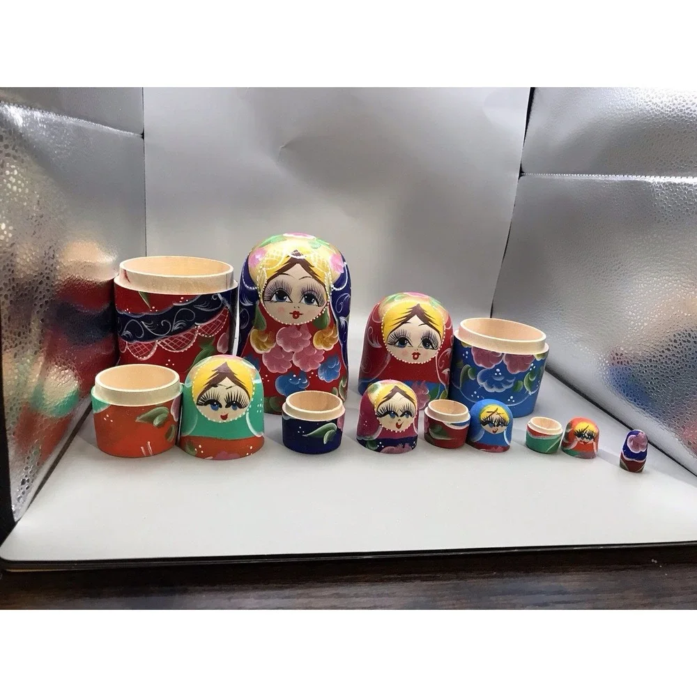 Set Of‎ 7 Russia Like Nesting Dolls 8